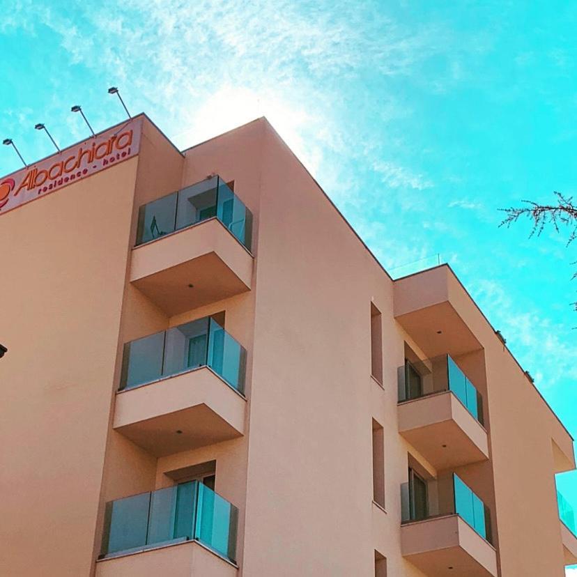 Residence Hotel Albachiara リミニ エクステリア 写真