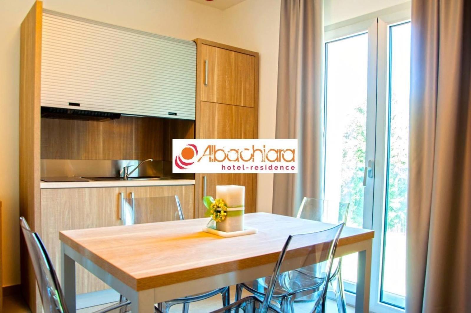 Residence Hotel Albachiara リミニ エクステリア 写真