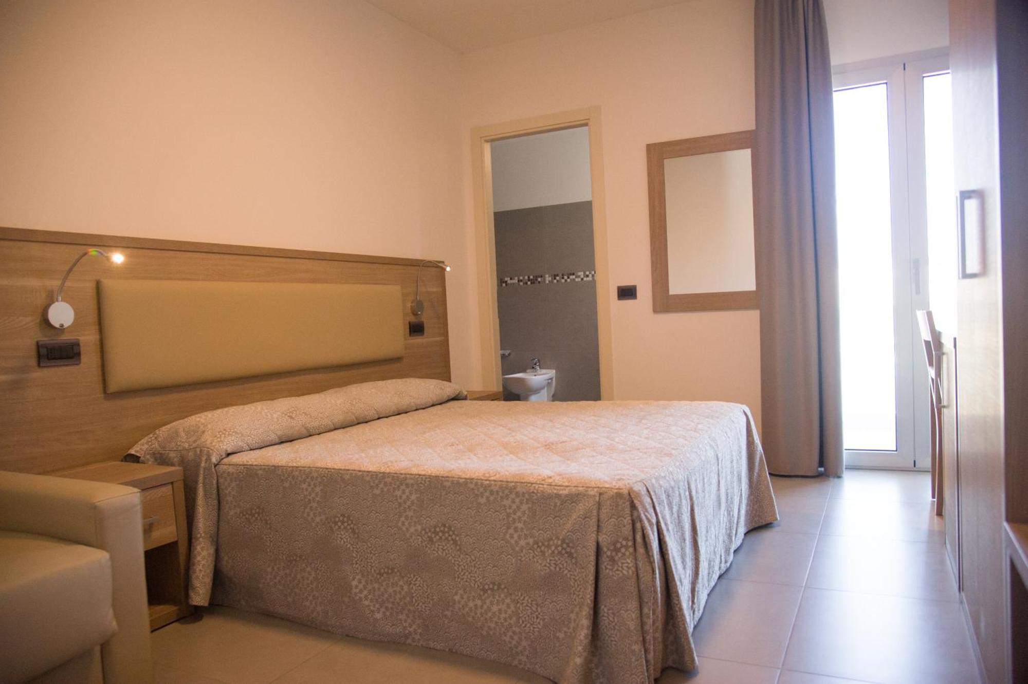 Residence Hotel Albachiara リミニ エクステリア 写真