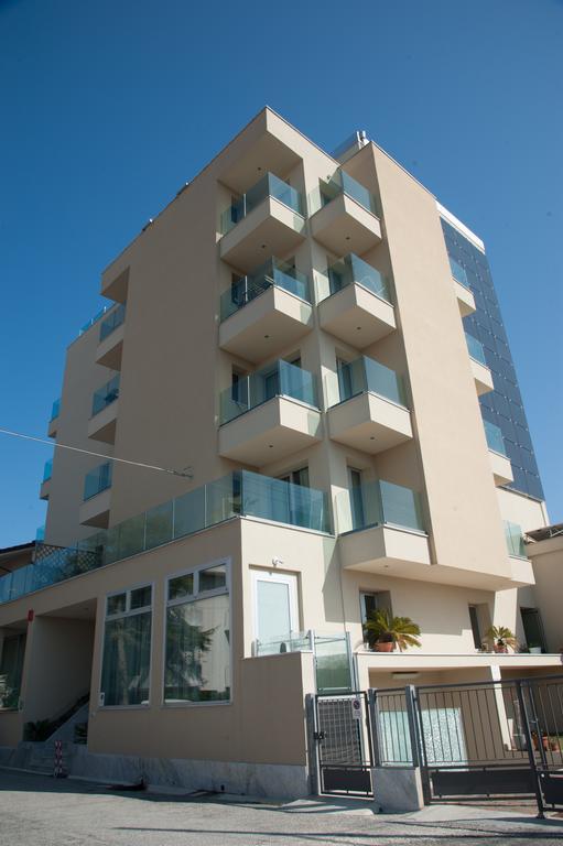 Residence Hotel Albachiara リミニ エクステリア 写真