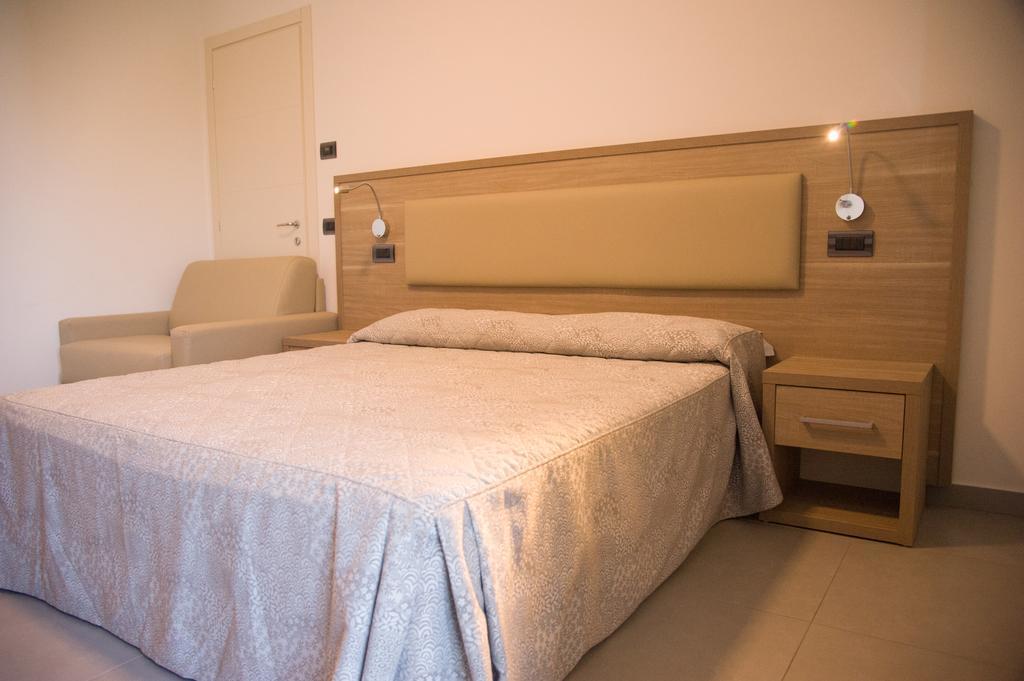 Residence Hotel Albachiara リミニ エクステリア 写真