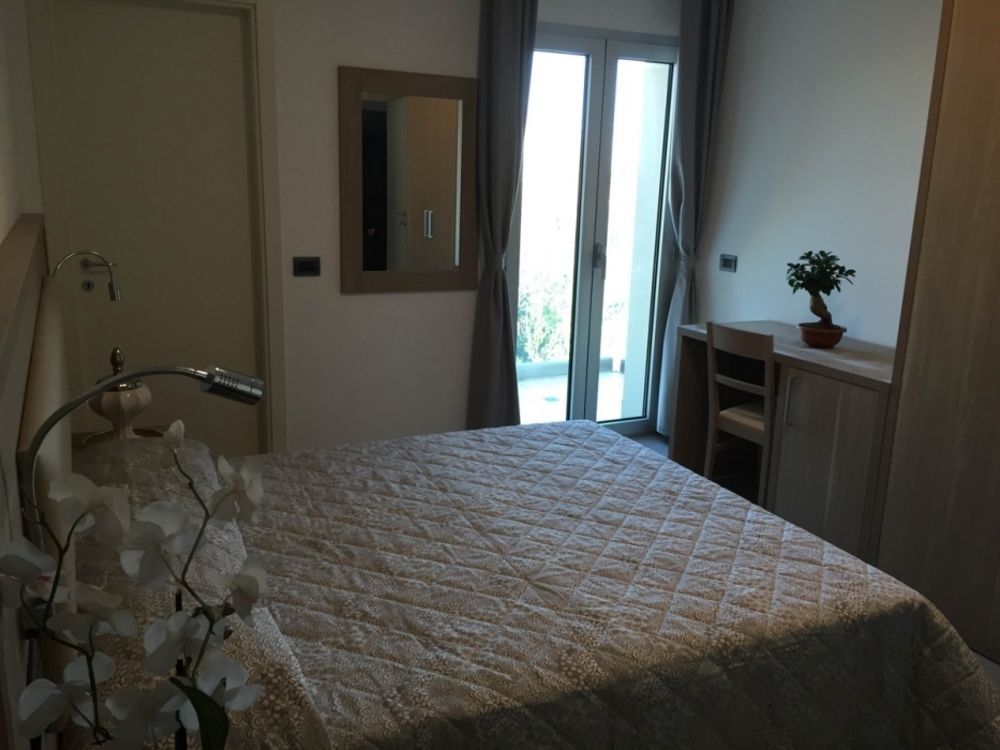 Residence Hotel Albachiara リミニ エクステリア 写真